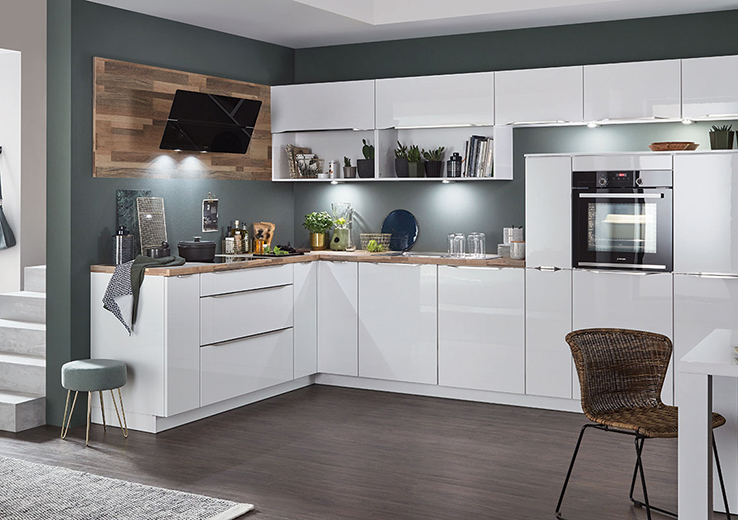nobilia North America modern cabinetry, the Alpine 817, an alpine white high gloss cabinet option