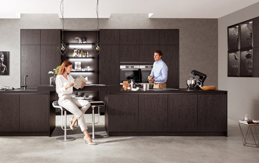 nobilia North America wood cabinetry, the Structura 403, a black wood cabinet option